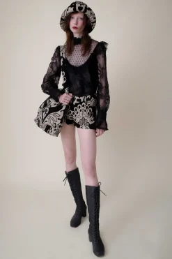 Beardsley Tapestry Shorts
