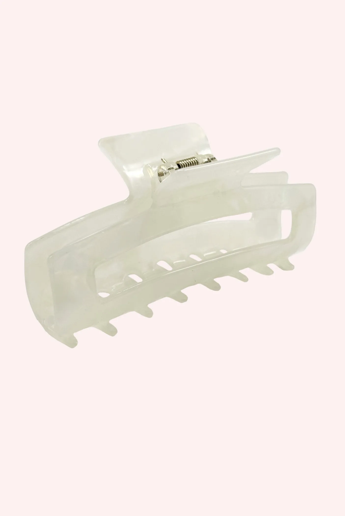 Jumbo Peek-a-Boo Clip Ivory
