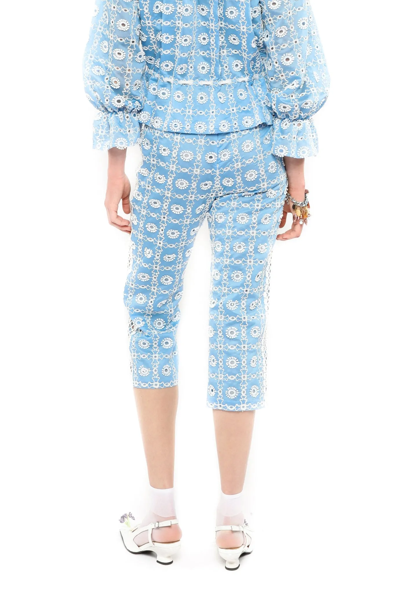 Lattice Lace Embroidery Capri Pants