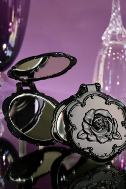 New: Anna Sui Beauty Mirror Rose – The Classic is Back